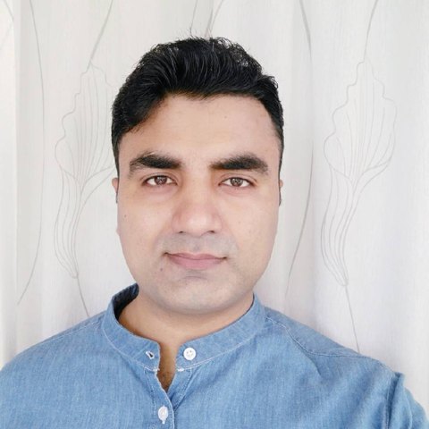 Dr. Atif Raza